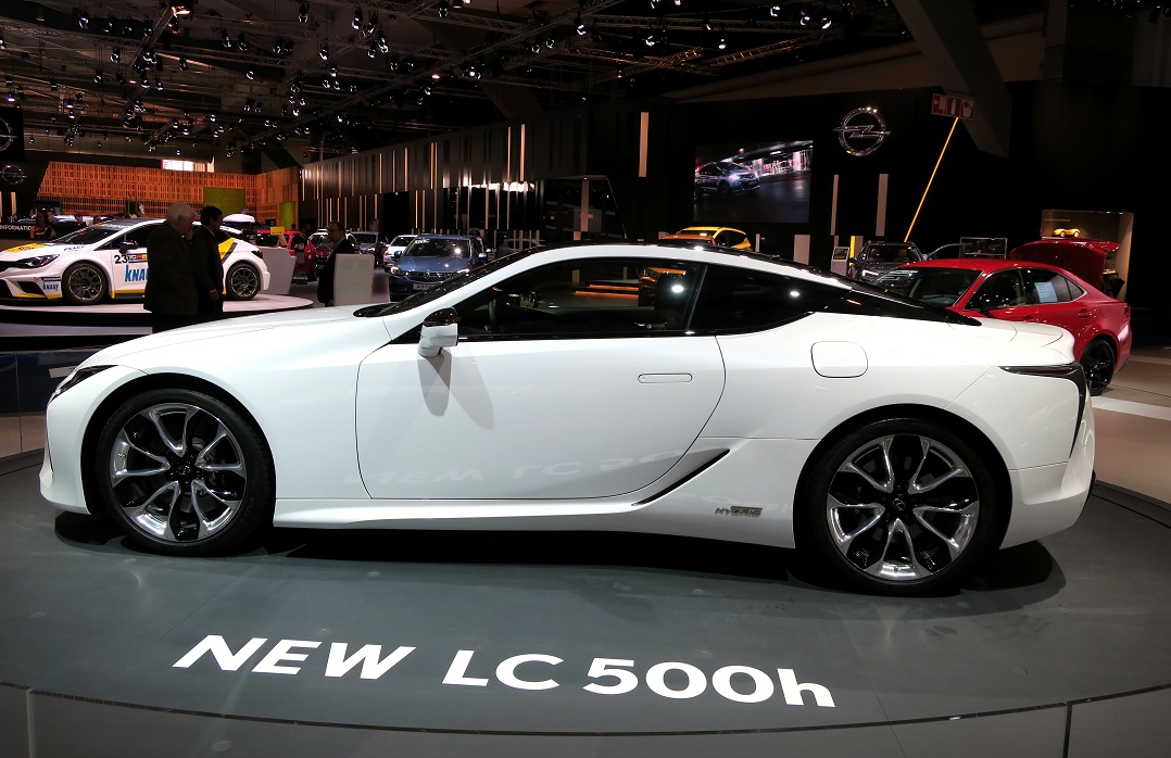 sel9Lexus500LCsm20