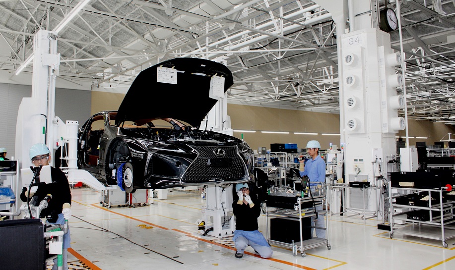 lexuslcproduction-6sm