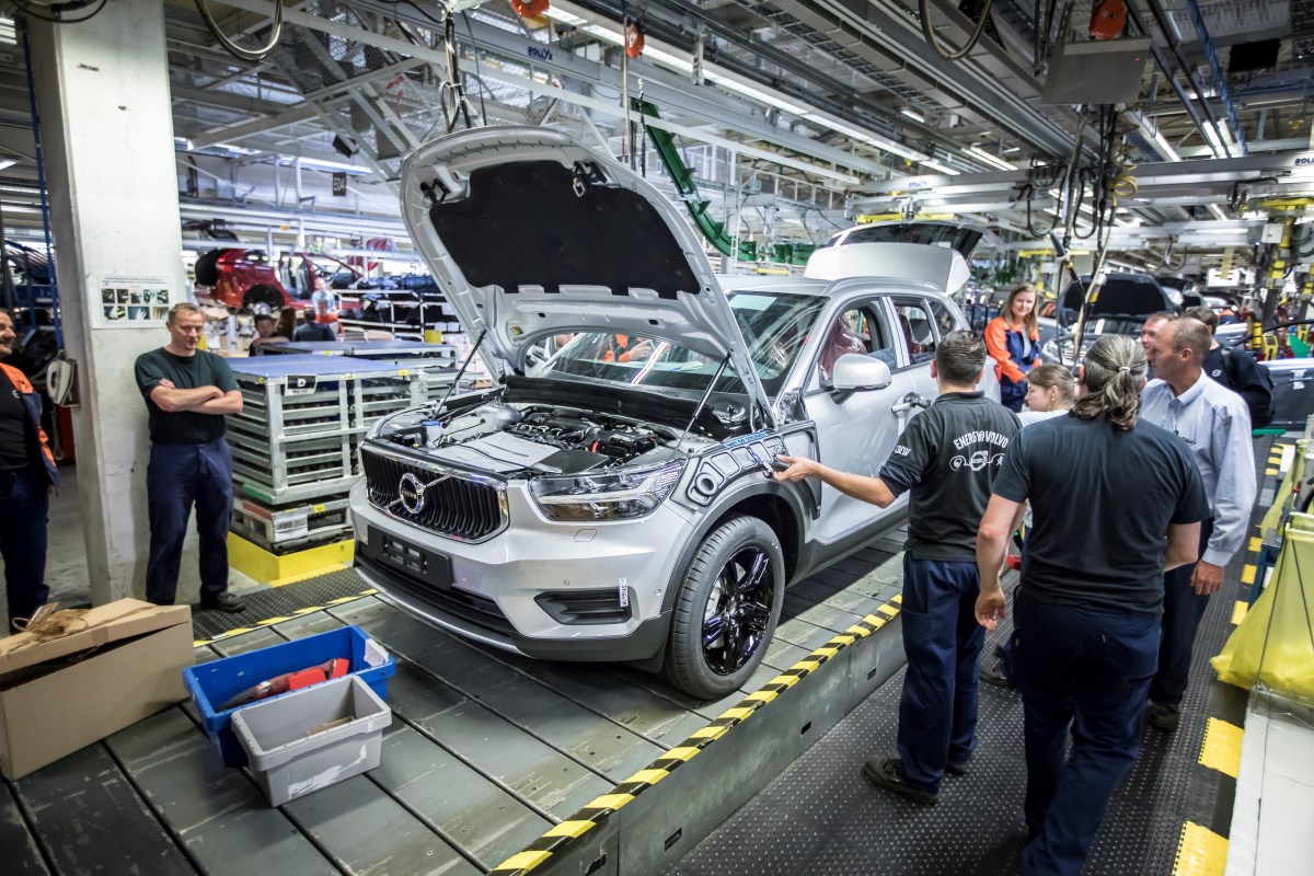 Pre-production of the new Volvo XC40 in the manufacturing plant in Ghent
