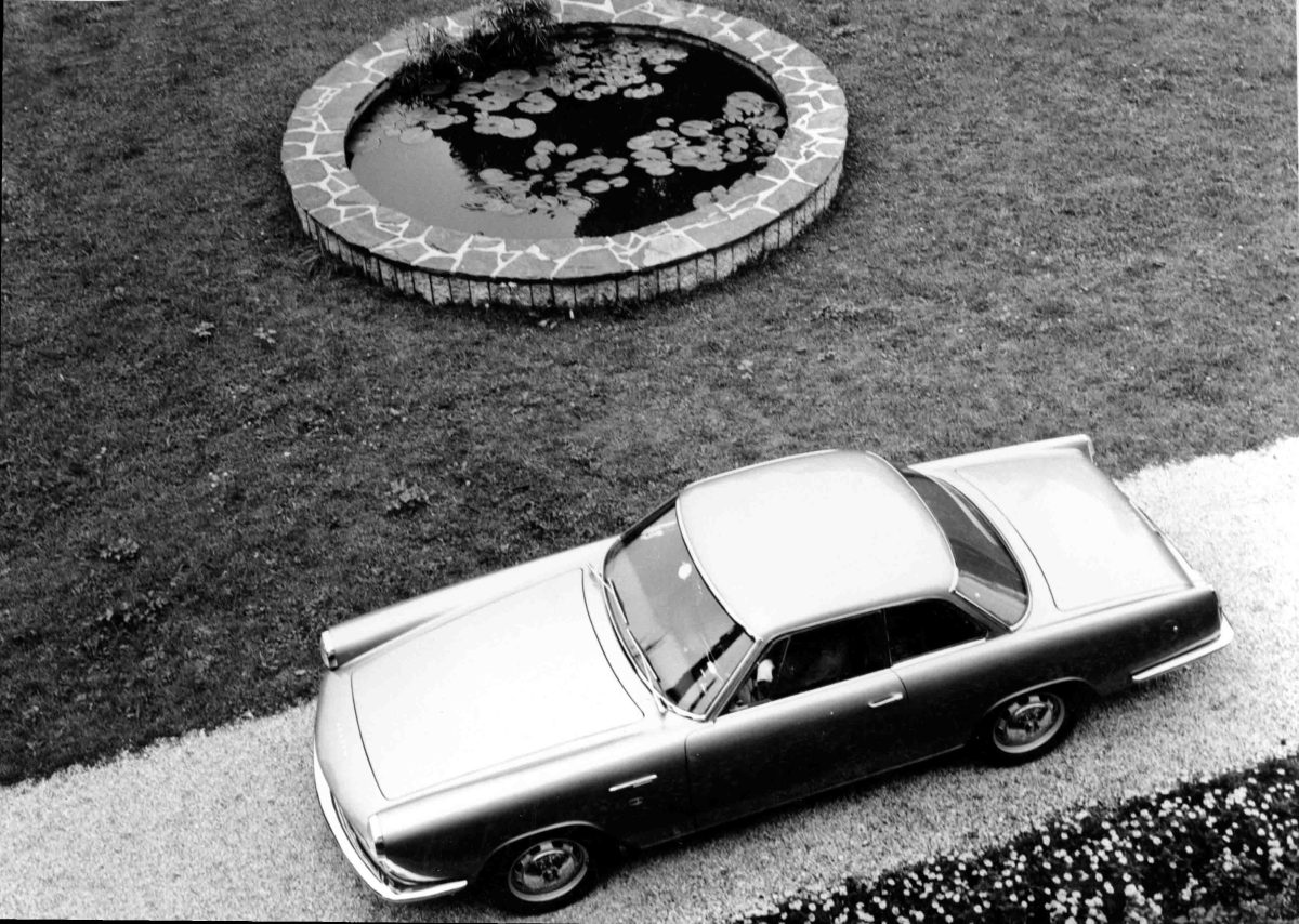 2400 coupé Allemano copy